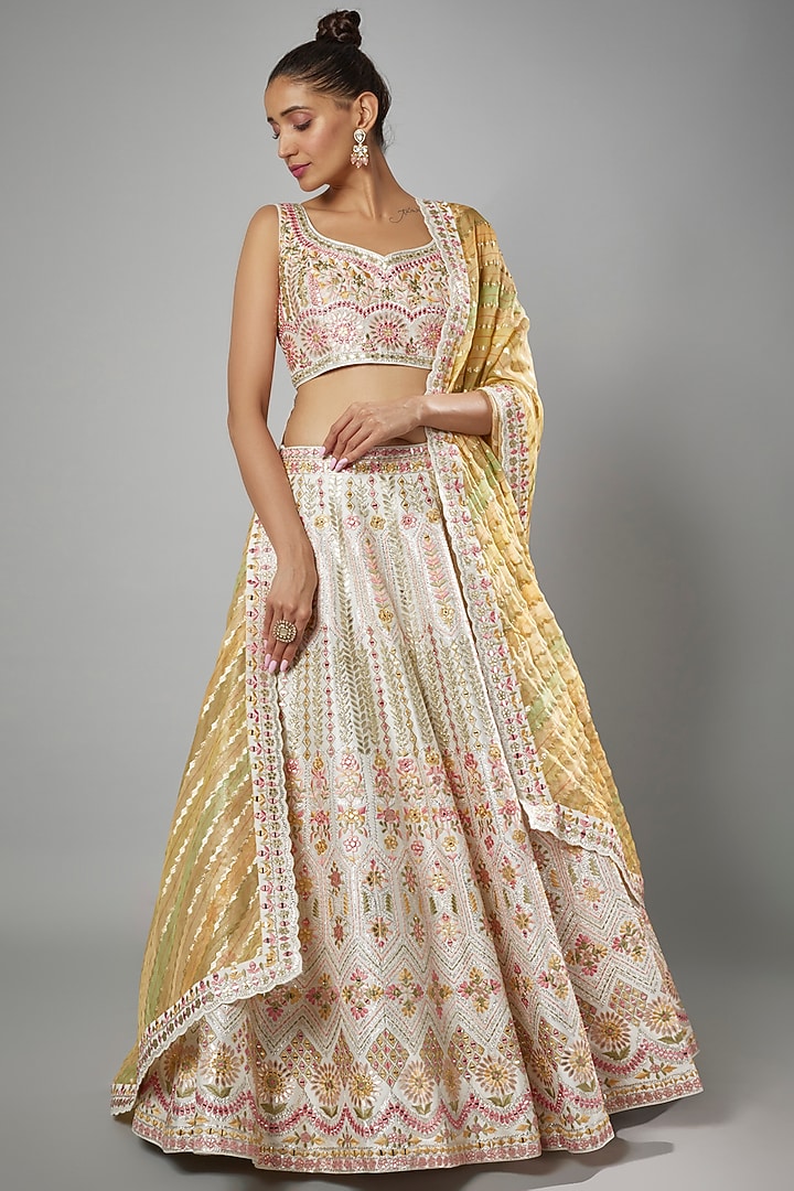 White Slub Silk Embroidered Wedding Lehenga Set by Suhino at Pernia's Pop Up Shop