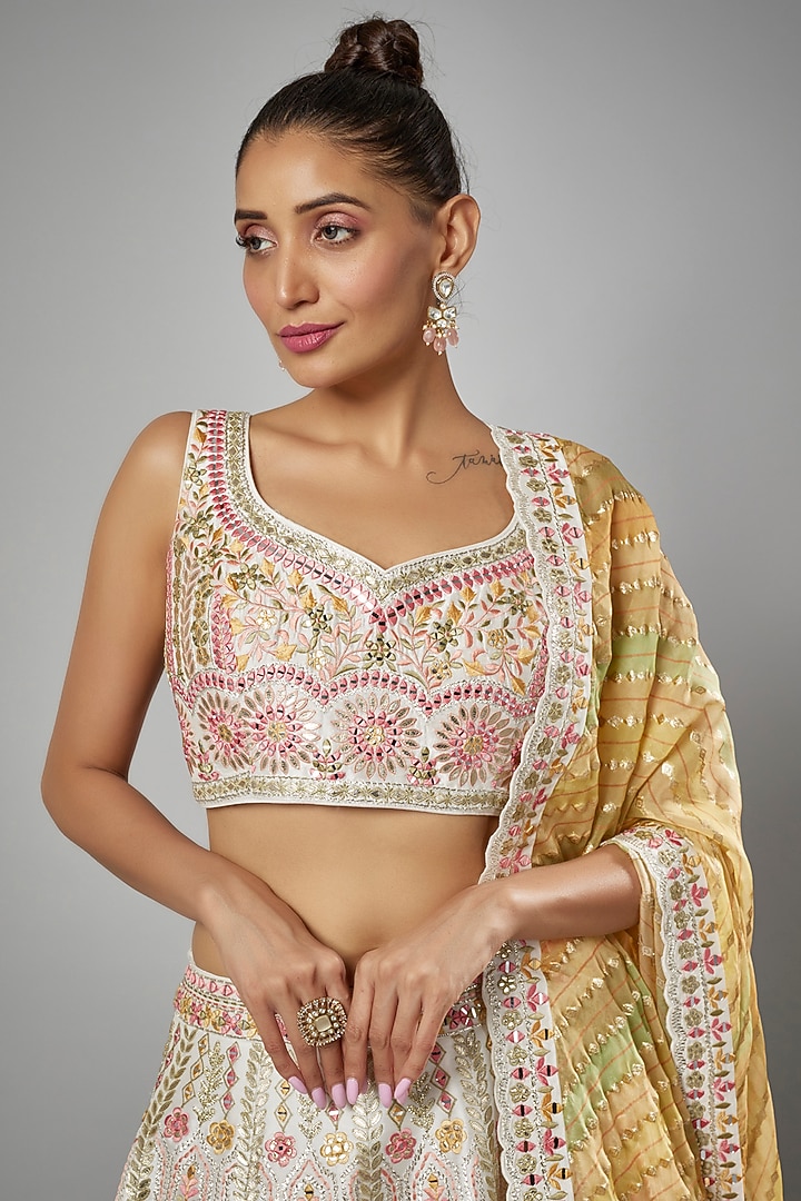 White Slub Silk Embroidered Wedding Lehenga Set by Suhino at Pernia's Pop Up Shop