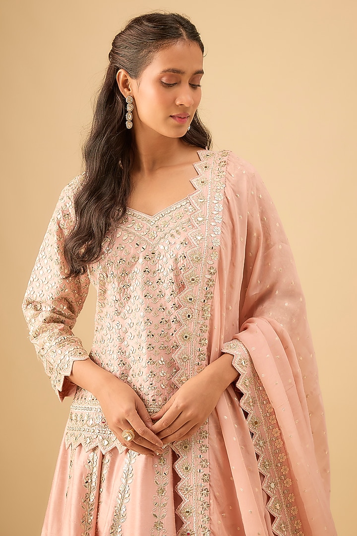 Peach Slub Silk Mirror Embroidered Wedding Lehenga Set by Suhino at Pernia's Pop Up Shop