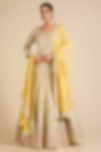 Dusty Yellow Slub Silk Wedding Lehenga Set by Suhino at Pernia's Pop Up Shop