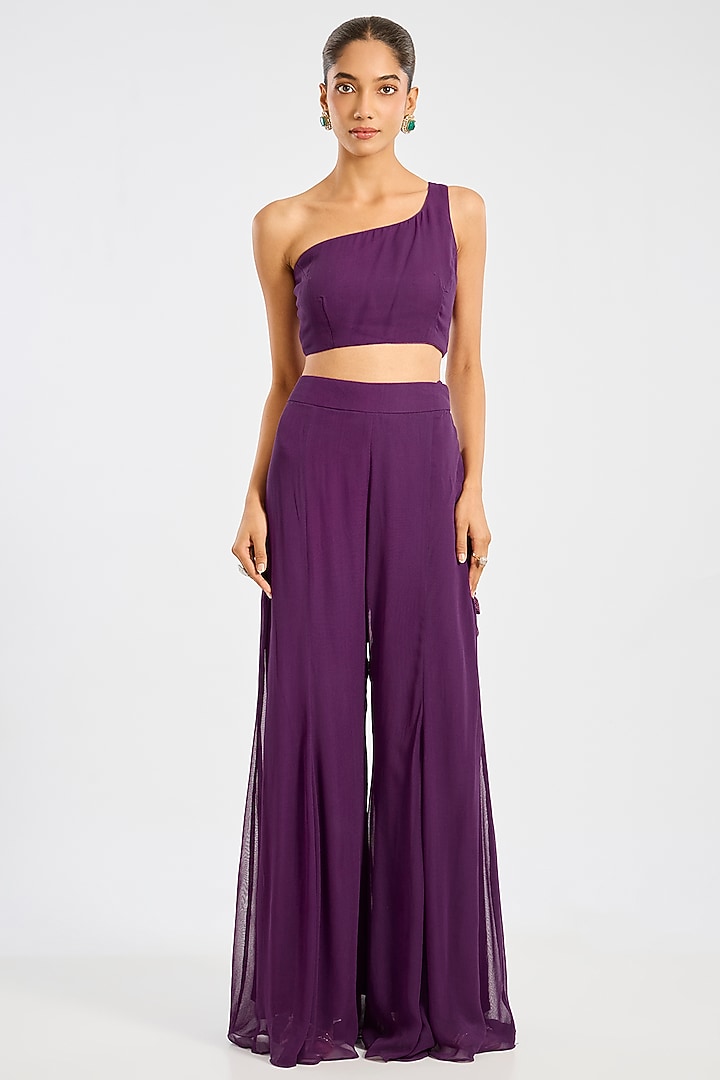 Purple Organza Pearl Embroidered One-Shoulder Cape Set by Suhino at Pernia's Pop Up Shop