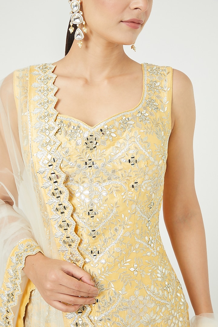 White Embroidered Gharara Set by Suhino at Pernia's Pop Up Shop
