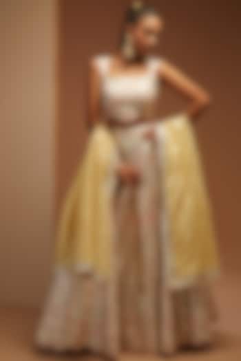 White Slub Silk Embroidered Wedding Lehenga Set by Suhino at Pernia's Pop Up Shop