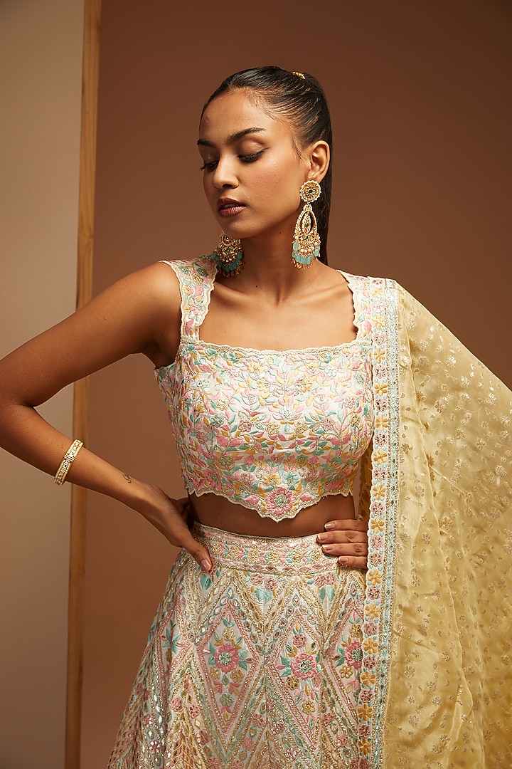 White Slub Silk Embroidered Wedding Lehenga Set by Suhino at Pernia's Pop Up Shop