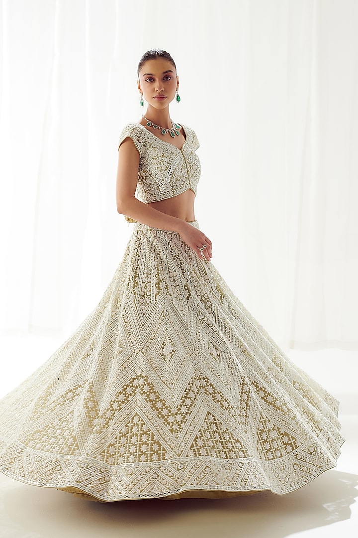 Green Net Embroidered Bridal Lehenga Set by Suhino at Pernia's Pop Up Shop