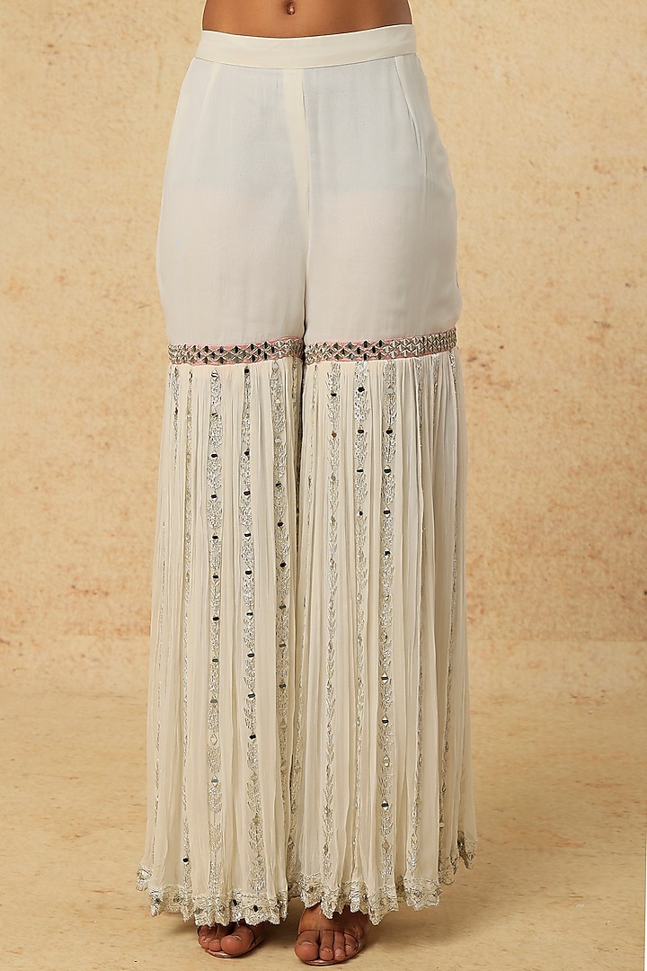 Pink Embroidered Gharara Set by Suhino at Pernia's Pop Up Shop