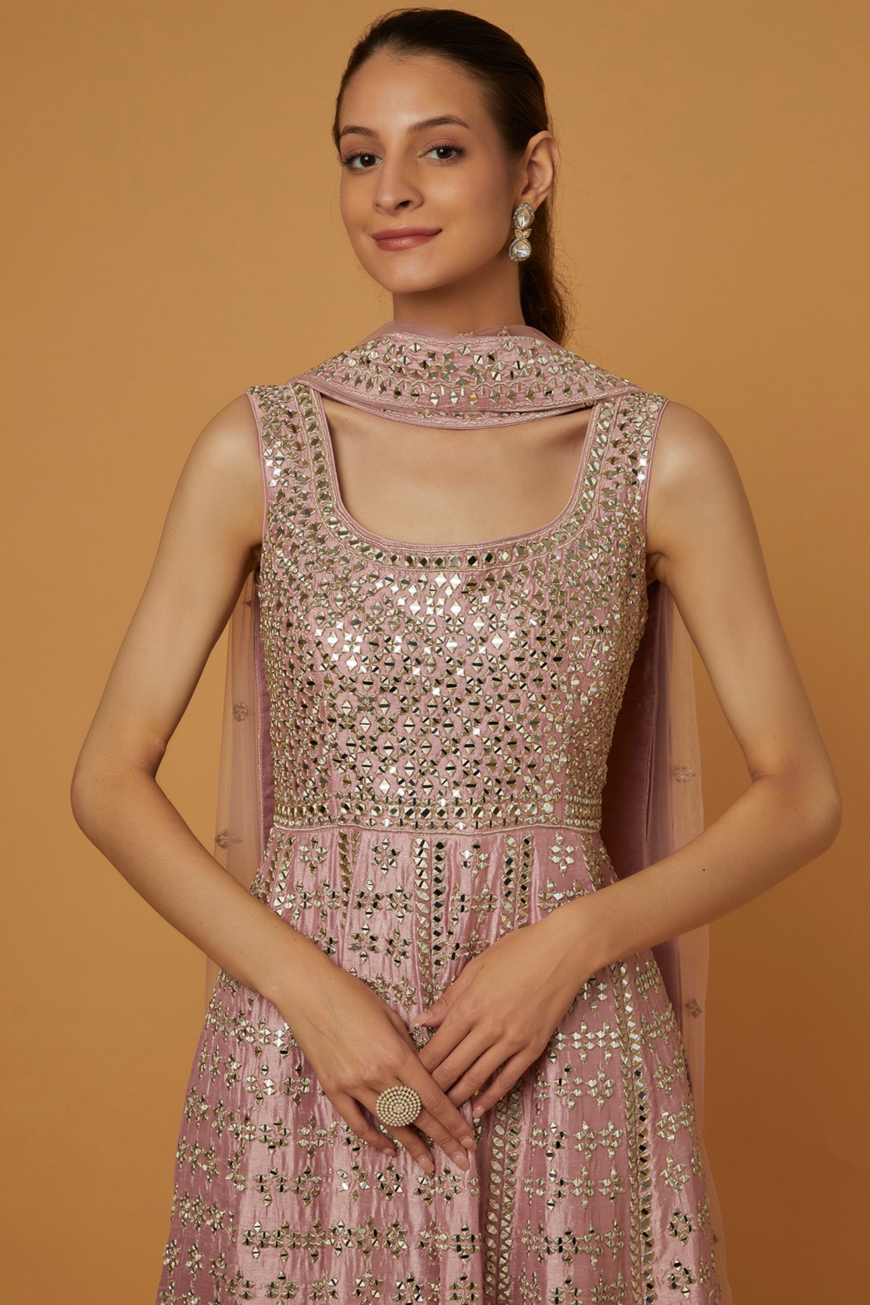 Buy Women Mauve Geometric Foil Embroidered Anarkali Gown With Dupatta -  Feed Luxe Gown - Indya