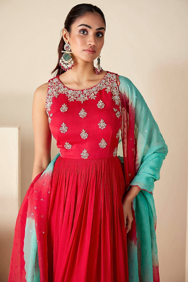 Red Georgette Crepe Embroidered Pleated Party Wear Anarkali Set by Suruchi Parakh at Pernia's Pop Up Shop