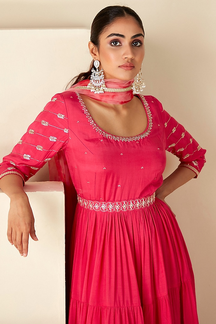 Pink & Red Crepe Silk Embroidered Flared Wedding Anarkali Set by Suruchi Parakh at Pernia's Pop Up Shop