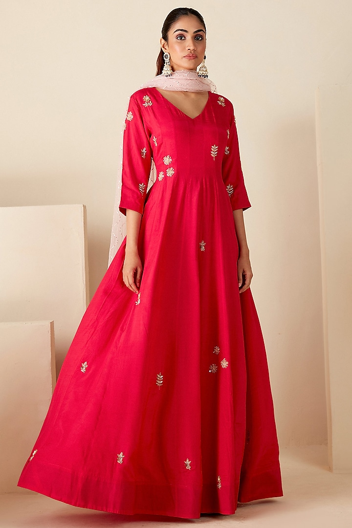 Red & Pink Crepe Silk Motif Hand Embroidered Wedding Anarkali Set by Suruchi Parakh at Pernia's Pop Up Shop