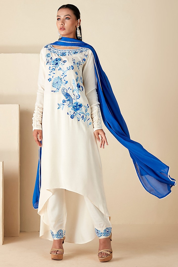 Off-White & Blue Crepe Silk Thread Work Kurta Set by Suruchi Parakh at Pernia's Pop Up Shop