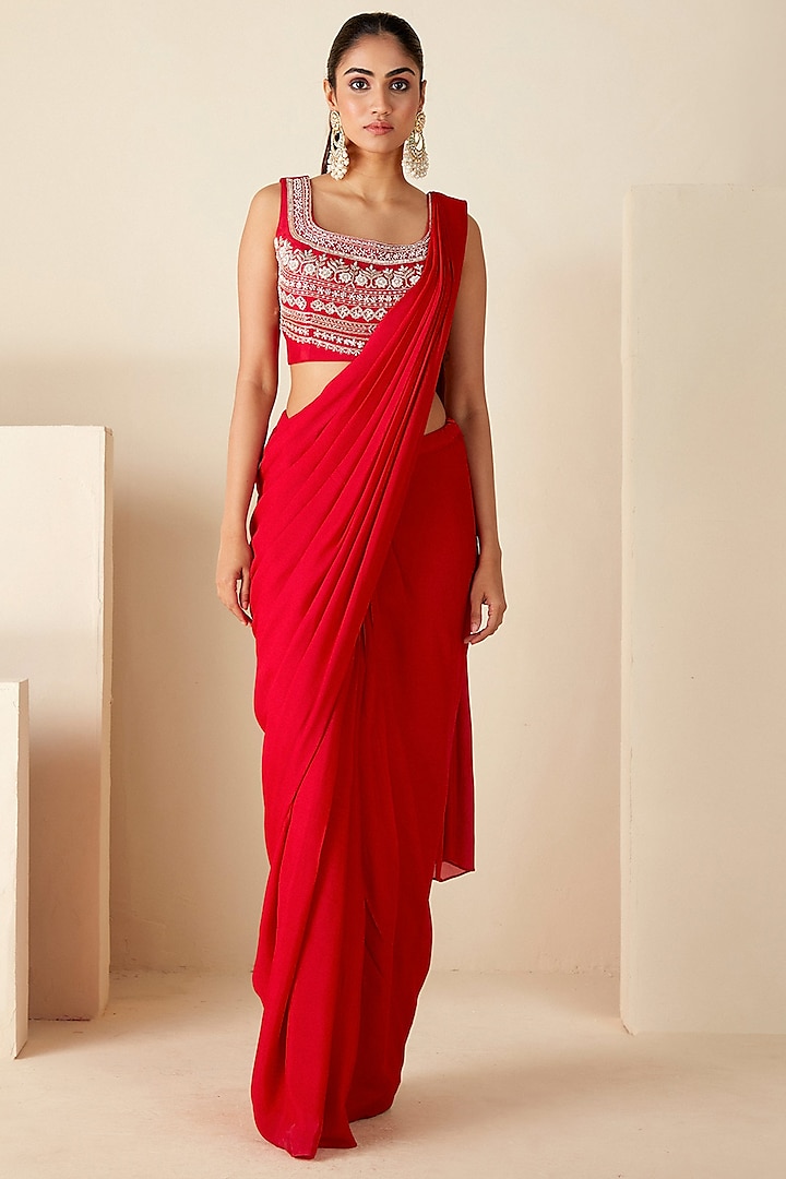 Red Georgette Crepe Pre-Draped Party Wear Saree Set by Suruchi Parakh at Pernia's Pop Up Shop