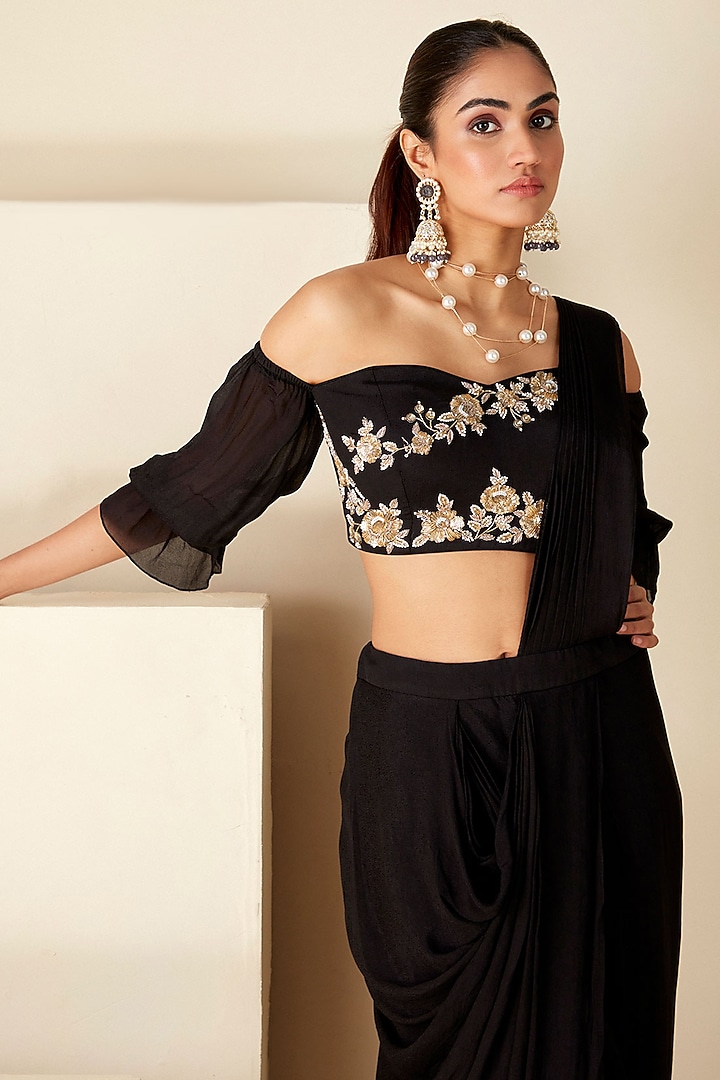 Black Georgette Crepe Pre-Draped Skirt Party Wear Saree Set by Suruchi Parakh at Pernia's Pop Up Shop