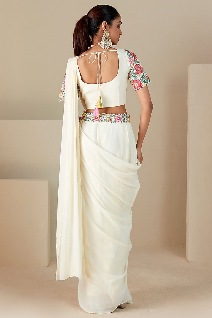 Off-White Georgette Crepe Pre-Draped Party Wear Saree Set by Suruchi Parakh at Pernia's Pop Up Shop