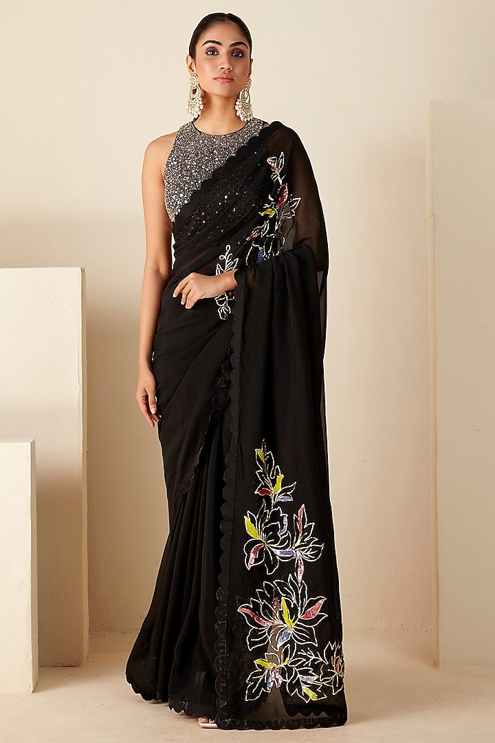 Black Soft Organza & Tussar Silk Handcrafted Saree Set by Suruchi Parakh at Pernia's Pop Up Shop