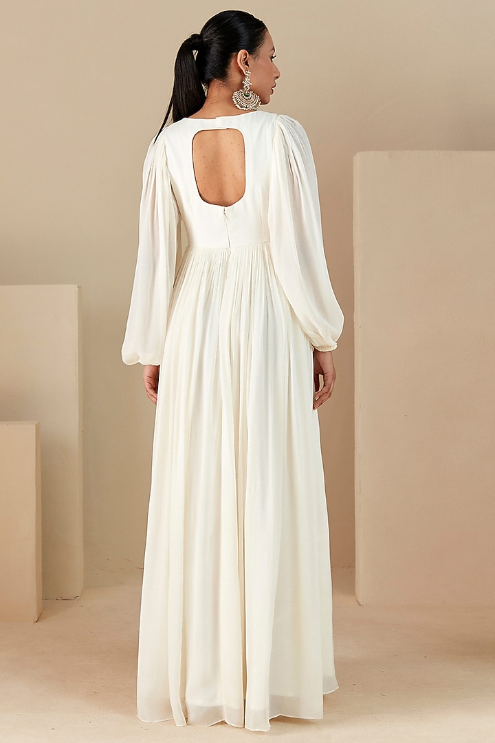 Off-White Georgette Crepe Thread Embroidered Vacation Dress by Suruchi Parakh at Pernia's Pop Up Shop