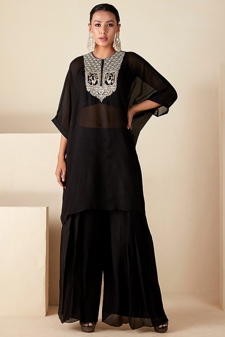 Black Georgette Crepe Handcrafted Kurta Set by Suruchi Parakh at Pernia's Pop Up Shop