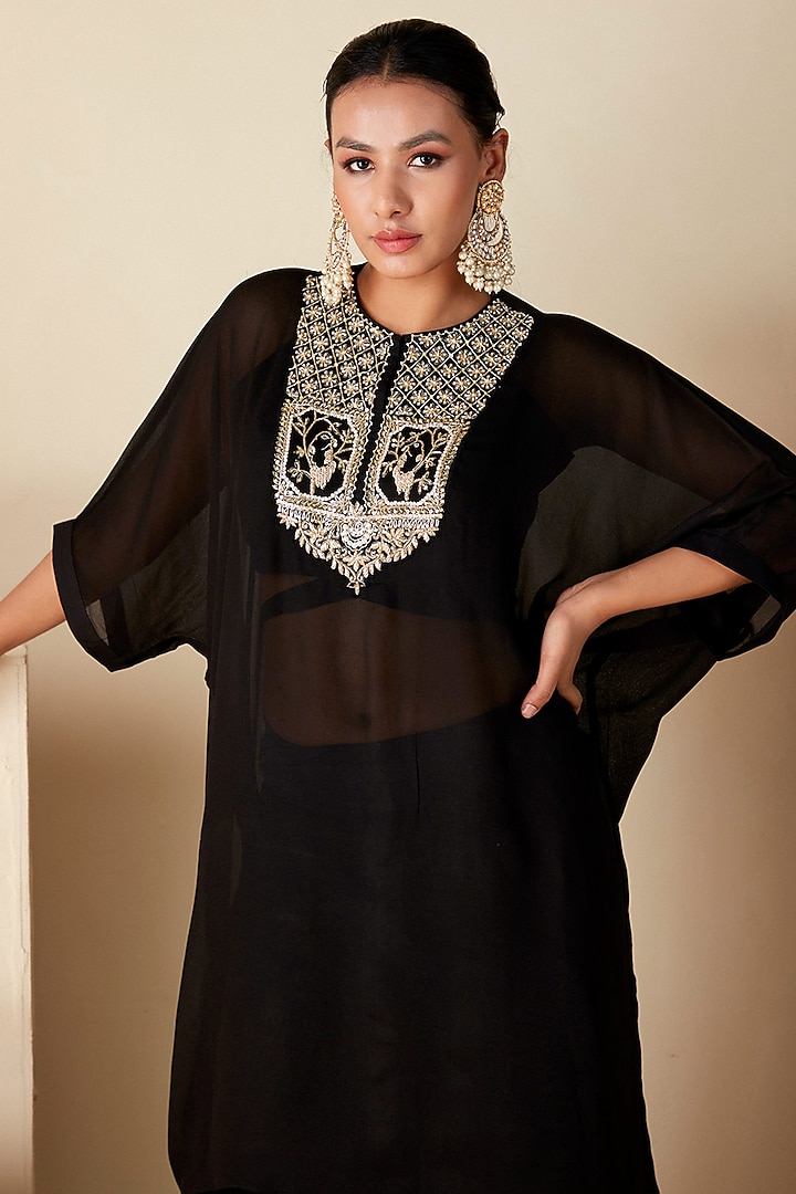 Black Georgette Crepe Handcrafted Kurta Set by Suruchi Parakh at Pernia's Pop Up Shop