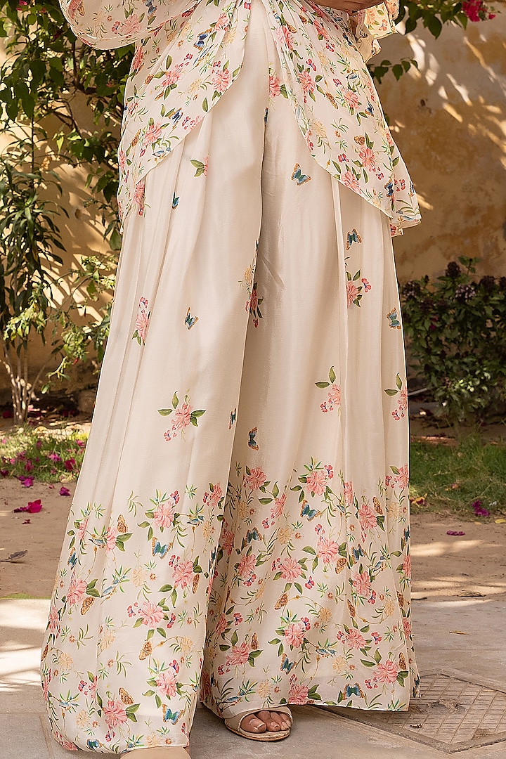Off-White Georgette Crepe Co-Ord Set by Suruchi Parakh at Pernia's Pop Up Shop