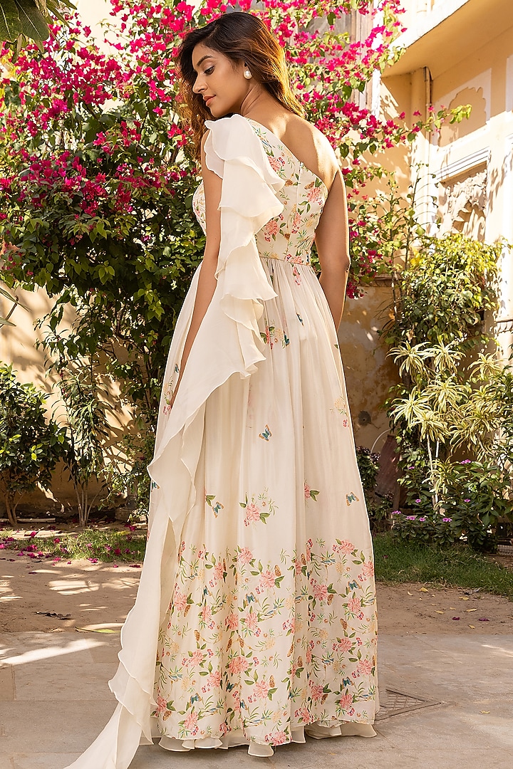 White Crepe Georgette Flared Pant Set by Suruchi Parakh at Pernia's Pop Up Shop