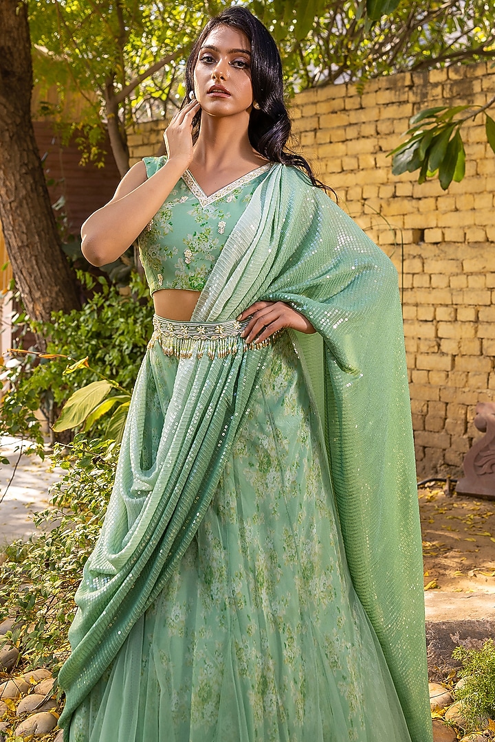 Green Georgette Pre-Draped Skirt Wedding Saree Set by Suruchi Parakh at Pernia's Pop Up Shop