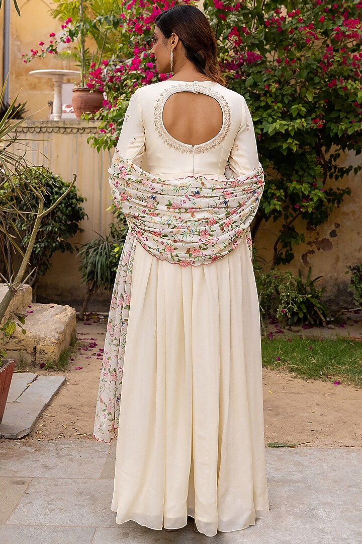 Off-White Georgette Crepe Embroidered Party Wear Anarkali Set by Suruchi Parakh at Pernia's Pop Up Shop