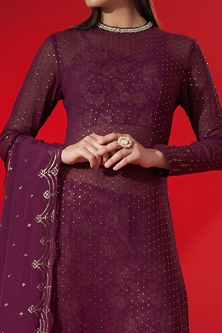 Wine Embroidered Kurta Set by Suruchi Parakh at Pernia's Pop Up Shop
