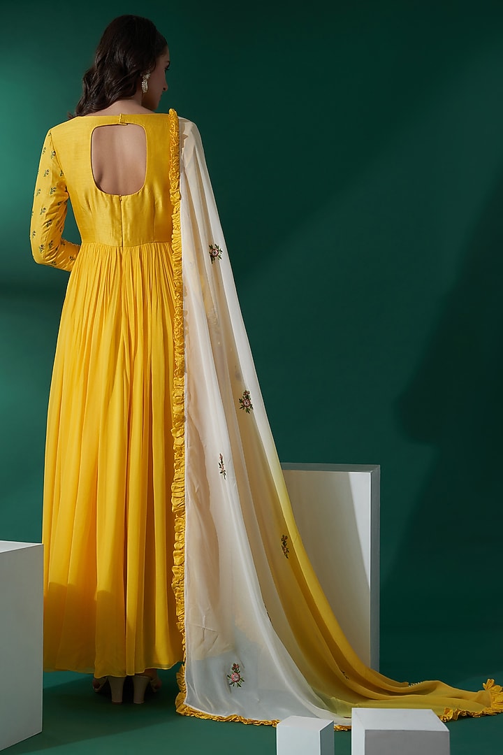 Dandelion Yellow Embroidered Party Wear Anarkali Set by Suruchi Parakh at Pernia's Pop Up Shop