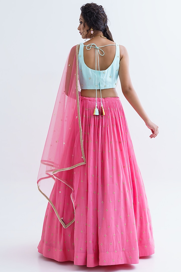 Pink Georgette Crepe & Net Pleated Wedding Lehenga Set by Suruchi Parakh at Pernia's Pop Up Shop