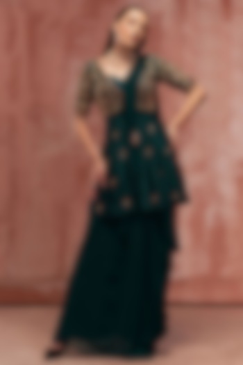 Bottle Green Crepe Jacket Party Wear Saree Set by Suruchi Parakh at Pernia's Pop Up Shop