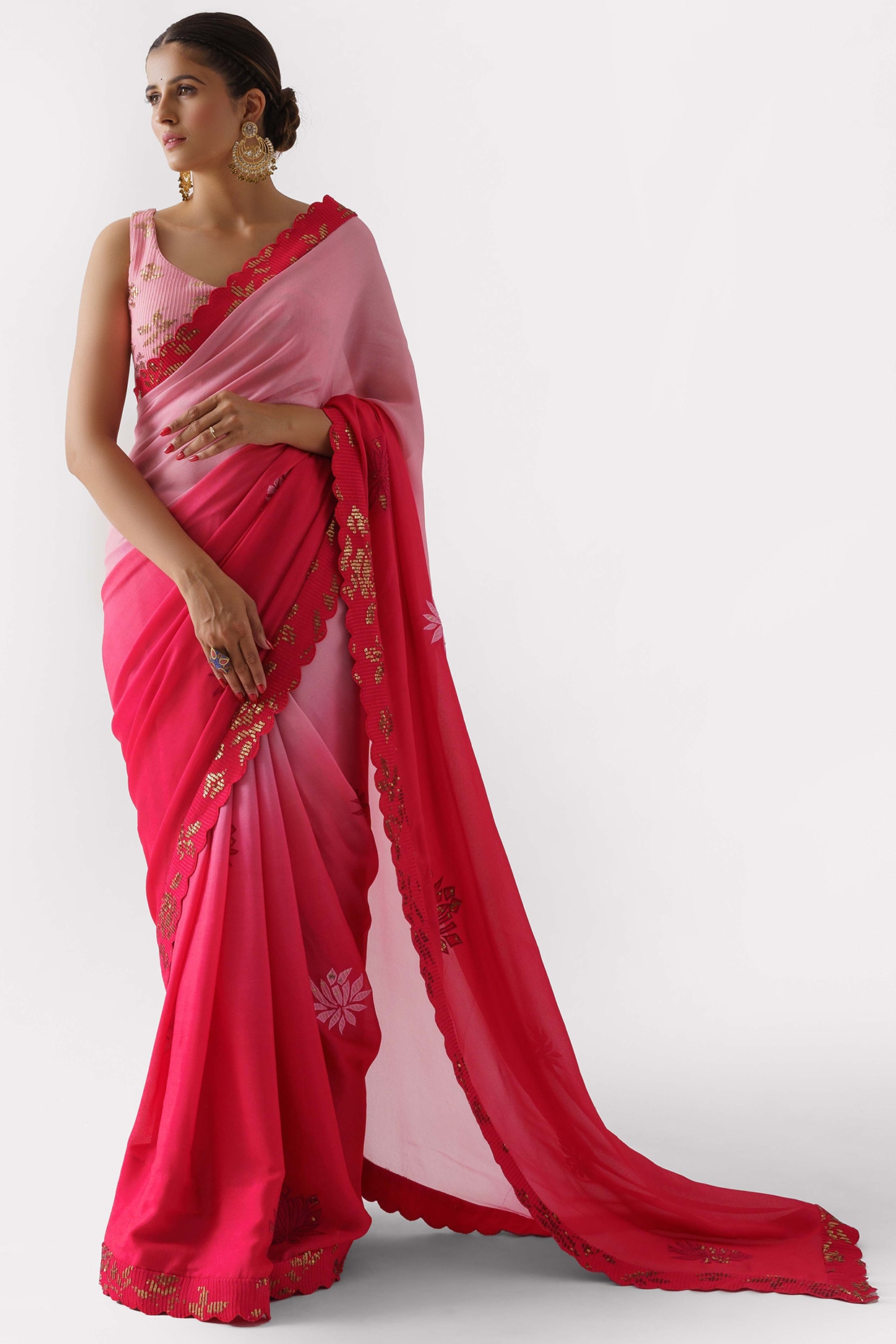 Know more about Paithani sari: A favourite among Maharashtrian women -  Times of India