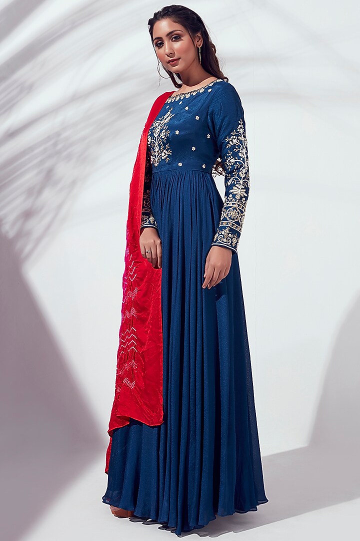 Royal Blue Embroidered Pleated Party Wear Anarkali Set by Suruchi Parakh at Pernia's Pop Up Shop