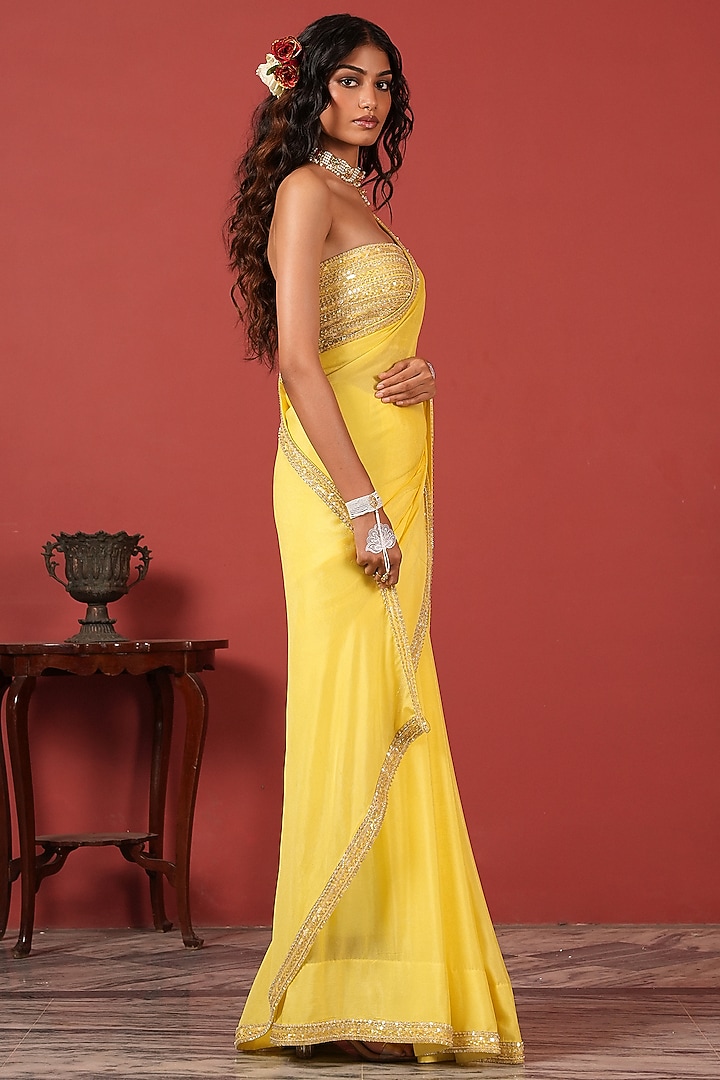 Yellow Georgette Crepe Handwork Wedding Saree Set by Suruchi Parakh at Pernia's Pop Up Shop