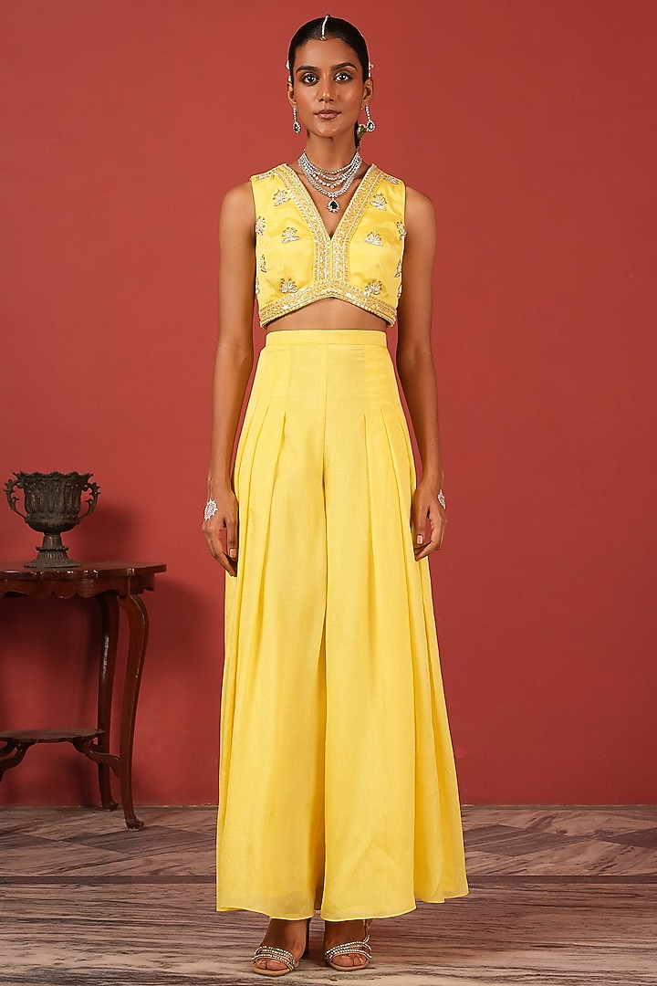 Yellow Georgette Crepe Hand Embroidered Co-Ord Set by Suruchi Parakh at Pernia's Pop Up Shop