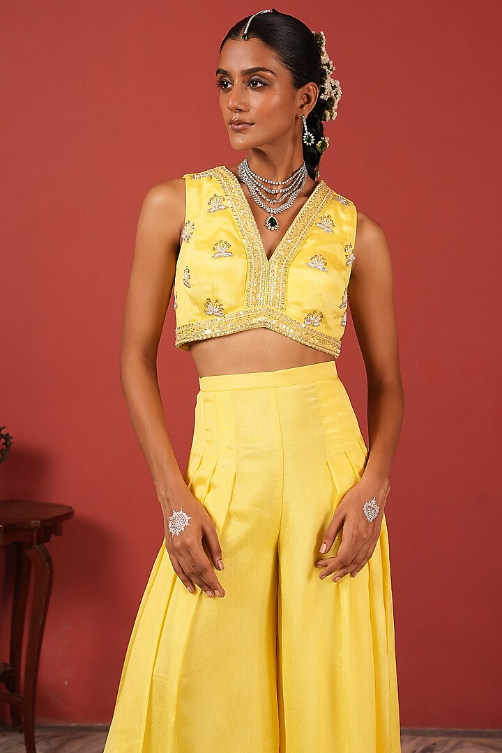 Yellow Georgette Crepe Hand Embroidered Co-Ord Set by Suruchi Parakh at Pernia's Pop Up Shop