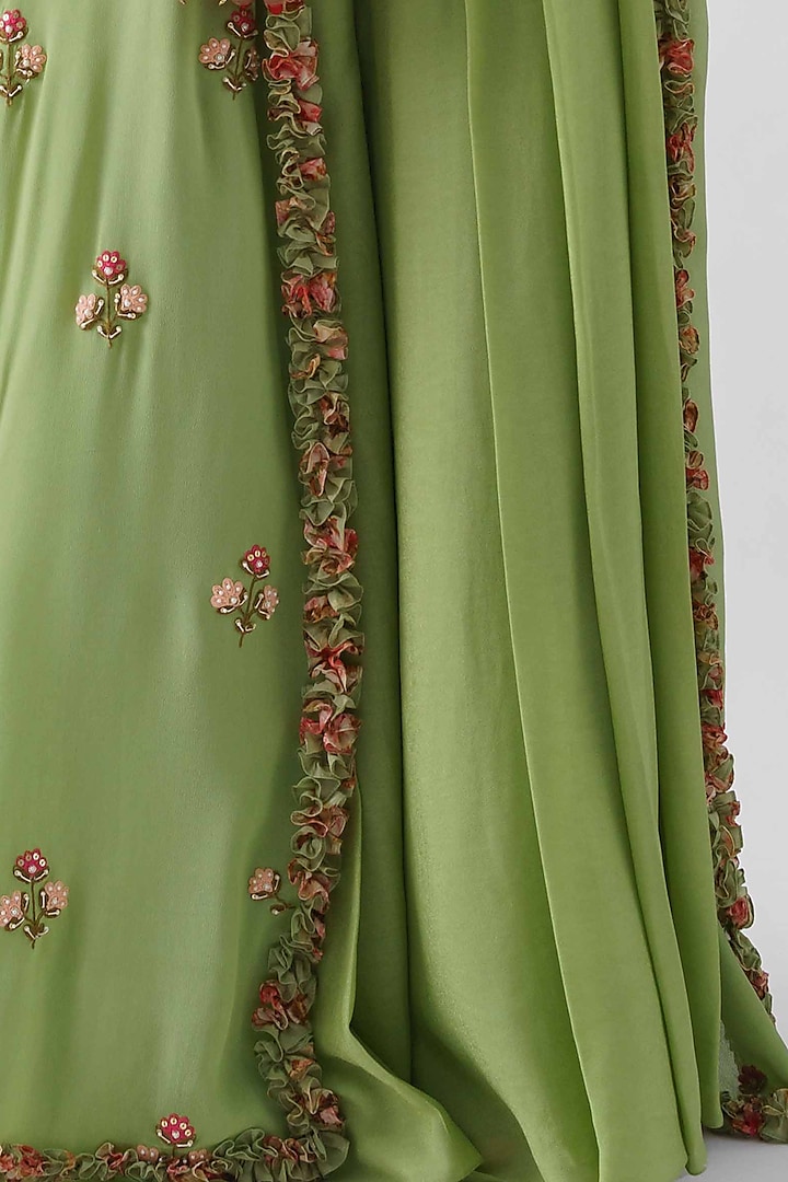 Green Embroidered Jacket Set by Suruchi Parakh at Pernia's Pop Up Shop