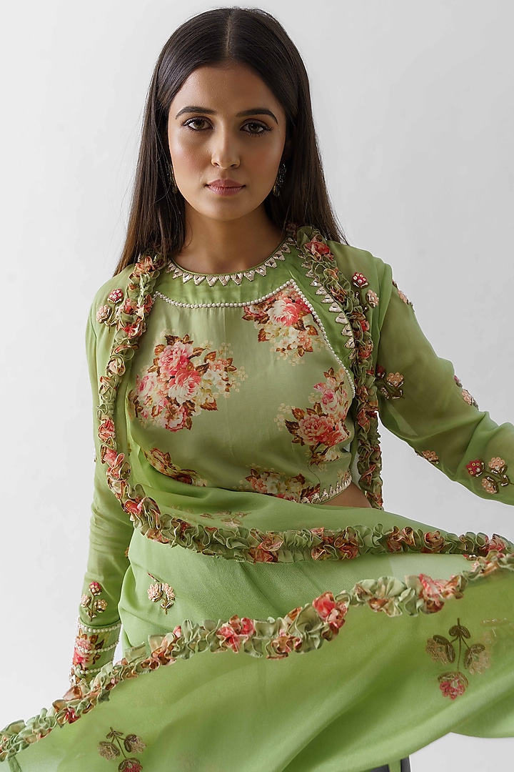 Green Embroidered Jacket Set by Suruchi Parakh at Pernia's Pop Up Shop