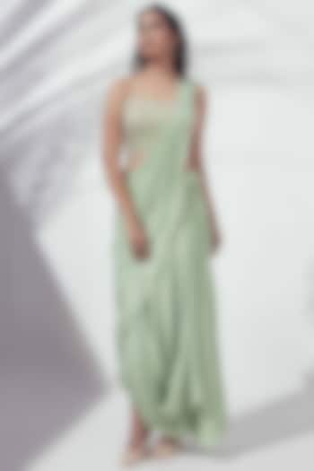 Green Pre-Draped Skirt Saree Set by Suruchi Parakh at Pernia's Pop Up Shop