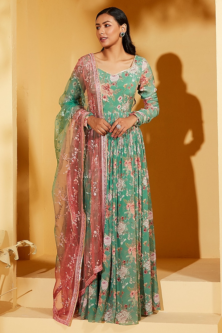 Green Georgette Crepe & Soft Organza Floral Party Wear Anarkali Set by Suruchi Parakh at Pernia's Pop Up Shop