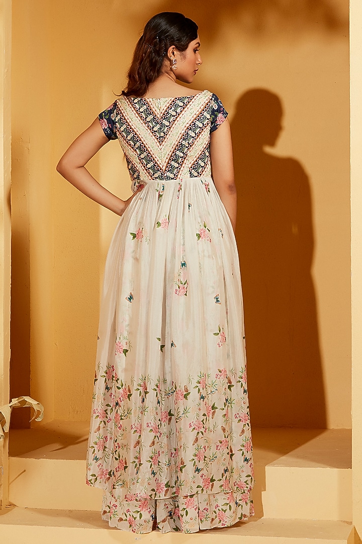 White Georgette Crepe Floral Printed Pant Set by Suruchi Parakh at Pernia's Pop Up Shop