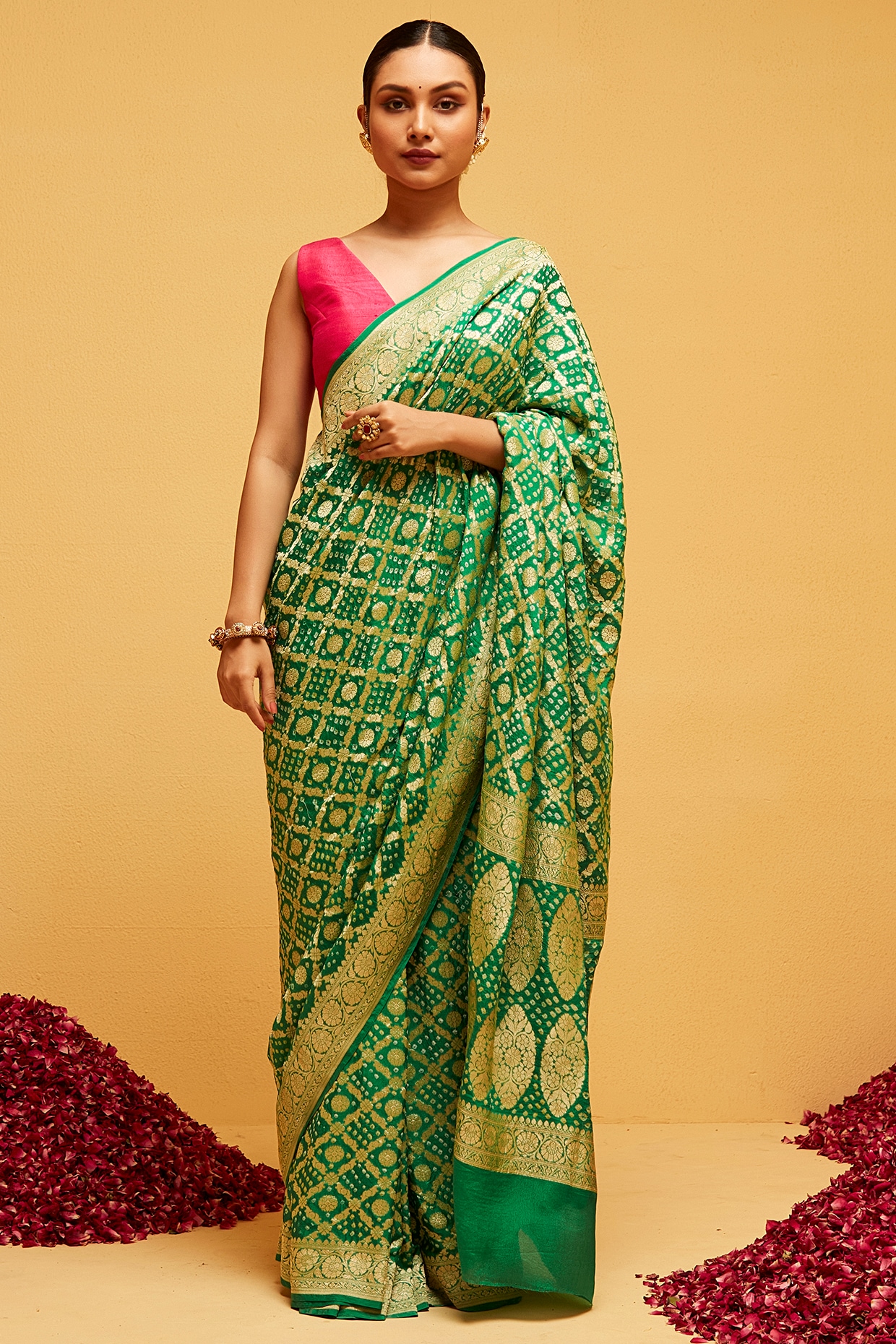 Party Wear Dark Green Bandhani Banarasi Silk Heavy Saree, 5.5 m (separate  blouse piece) at Rs 1780 in Jaipur