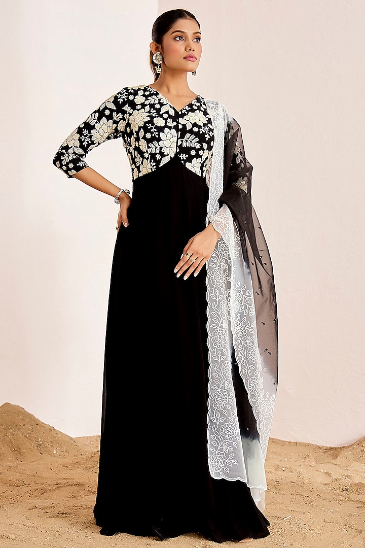 Black Georgette Sequins Embroidered Anarkali Set by Suruchi Parakh at Pernia's Pop Up Shop