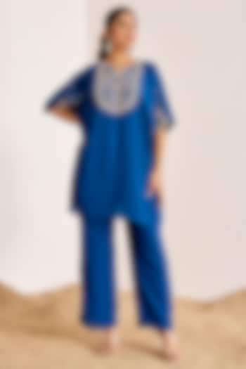 Teal Blue Georgette Hand Embroidered Kaftan Set by Suruchi Parakh at Pernia's Pop Up Shop