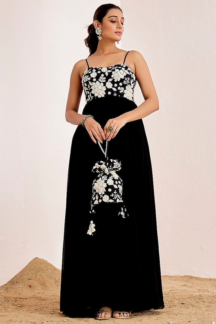Black Georgette Machine Embroidered Party Wear Gown by Suruchi Parakh at Pernia's Pop Up Shop