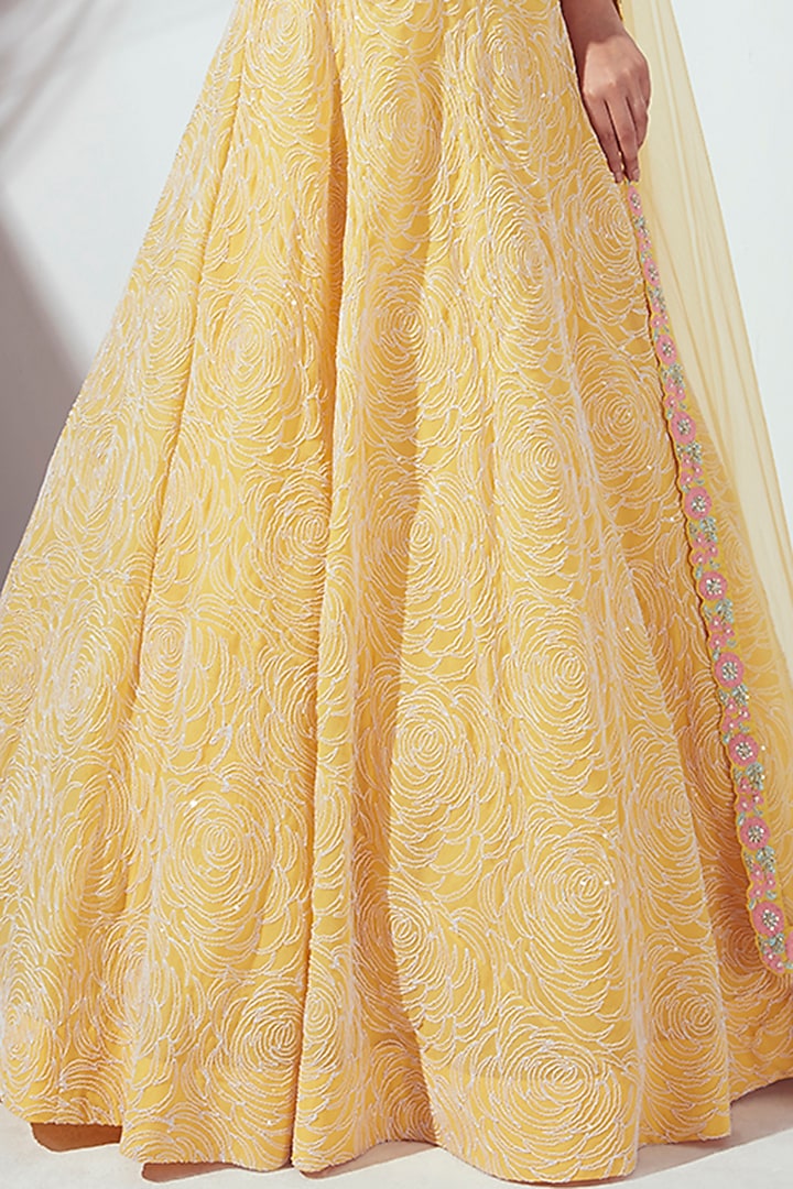 Yellow Embroidered Wedding Lehenga Set by Suruchi Parakh at Pernia's Pop Up Shop