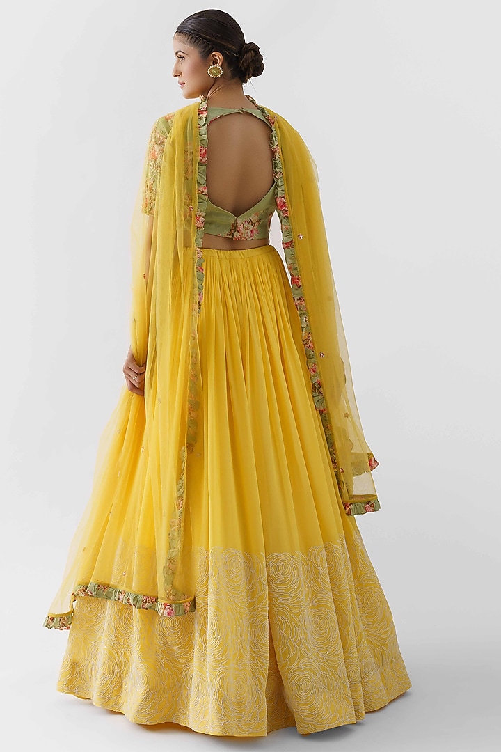 Yellow Hand Embroidered Wedding Lehenga Set by Suruchi Parakh at Pernia's Pop Up Shop