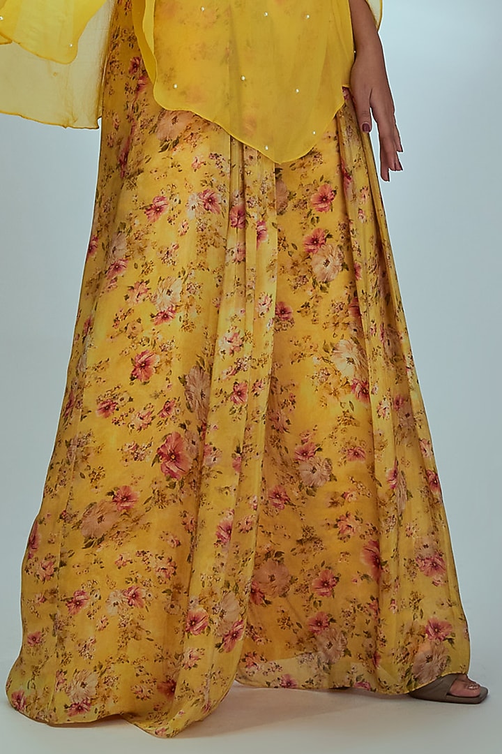 Yellow Organza Kaftan Set by Suruchi Parakh at Pernia's Pop Up Shop
