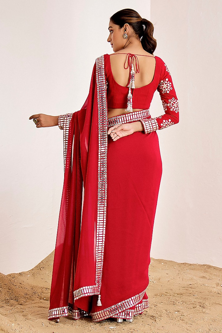 Red Georgette Mirror Work Wedding Saree Set by Suruchi Parakh at Pernia's Pop Up Shop