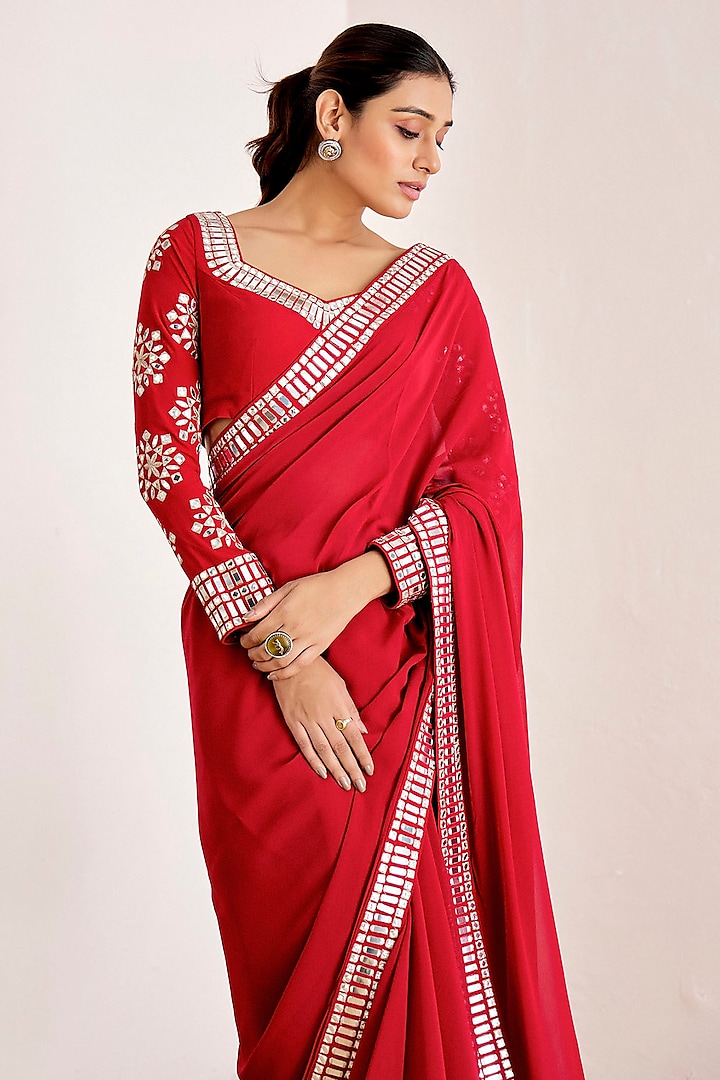 Red Georgette Mirror Work Wedding Saree Set by Suruchi Parakh at Pernia's Pop Up Shop
