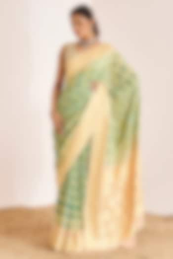 Green & Peach Banarasi Bandhani Saree Set by Suruchi Parakh at Pernia's Pop Up Shop